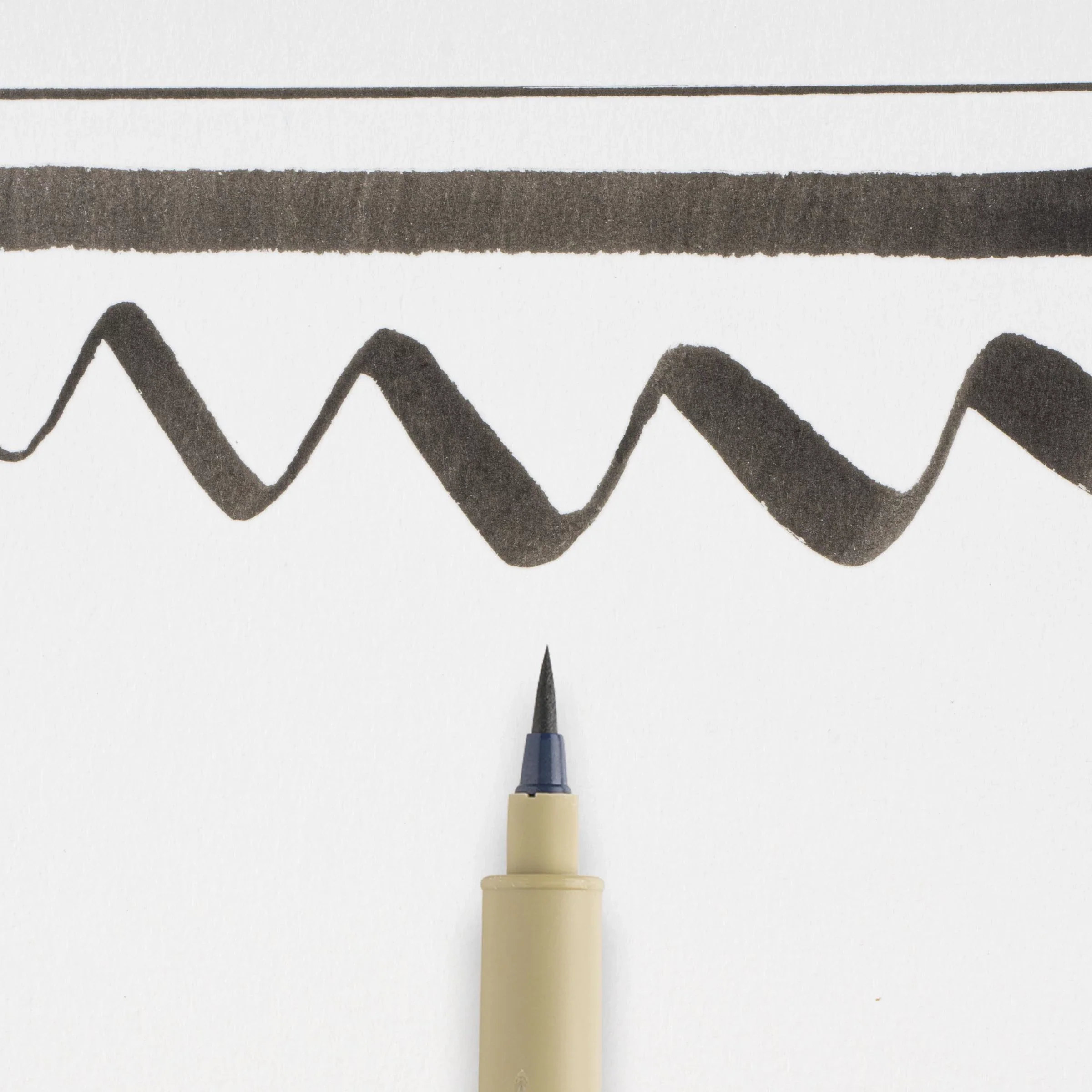 טוש מכחול סקורה שחור - Sakura Pigma Brush - Image 4