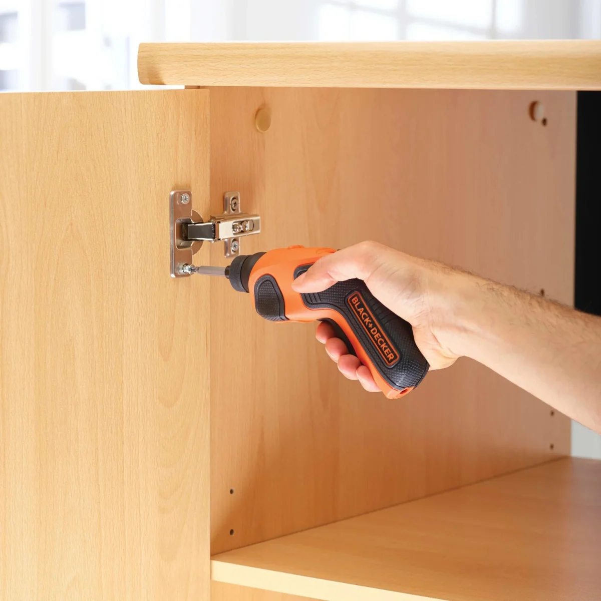 מברג נטען 3.6V עם אחיזת אקדח BLACK+DECKER  - Image 4