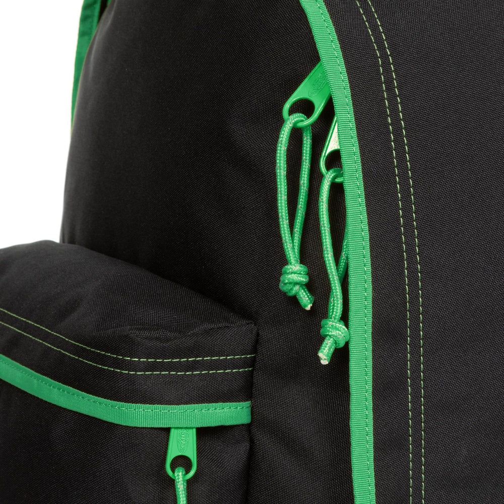 תיק גב Eastpak דגם Out Of Office-Kontrast Clover - Image 4