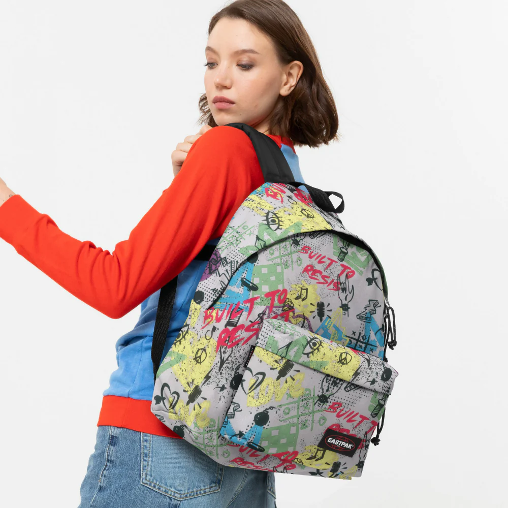 תיק גב Eastpak דגם Padded Pak'r-Skate Tags - Image 6